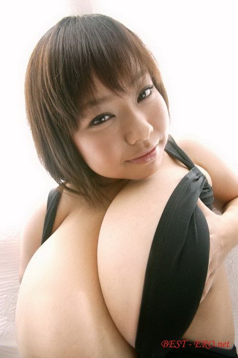 Порно фото японки  с большой грудью